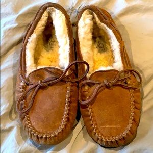 Kids UGG Dakota slippers.